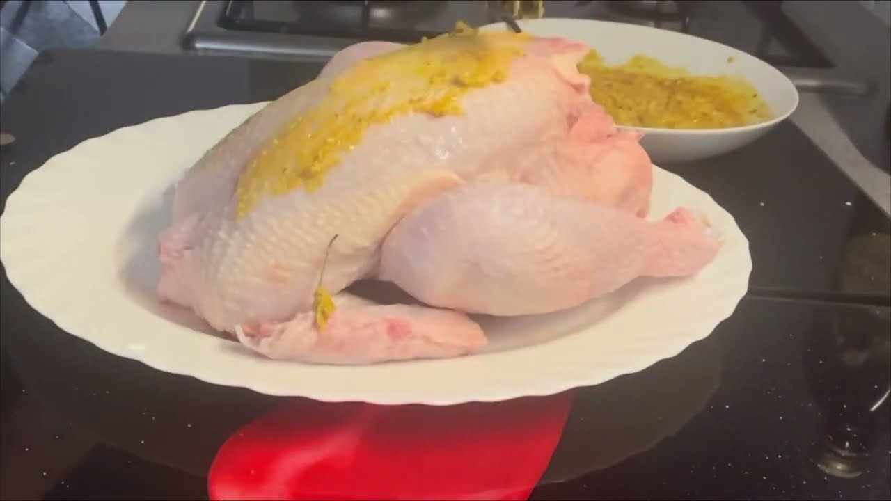 Poulet rôti bien doré et croustillant - YouTube