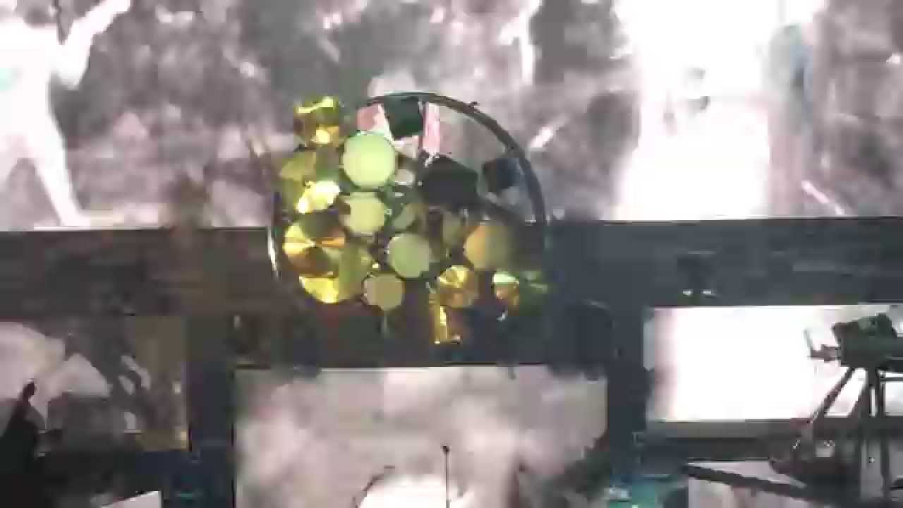Newsboys - We Believe God's Not Dead Tour - Duncan Philips spinning drums - "Jesus Freak"