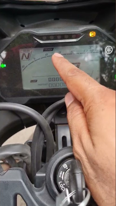 R15 V4 Track mode!!! #shorts #yamahar15 #r15v4 #gearheadofficial #viral #r15m #darkknight #vlog