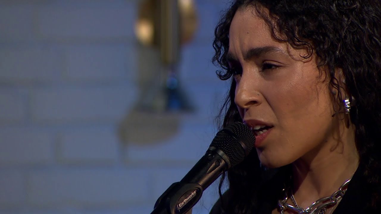 Loreen - Du är min man (Nyhetsmorgon, 03.04.2021) [Lyrics Subtitles / Translation]