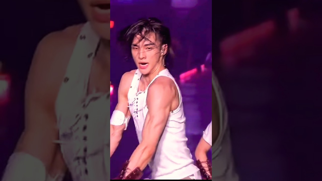 hyunjin's hair 😎😱 # #straykids #hyunjin