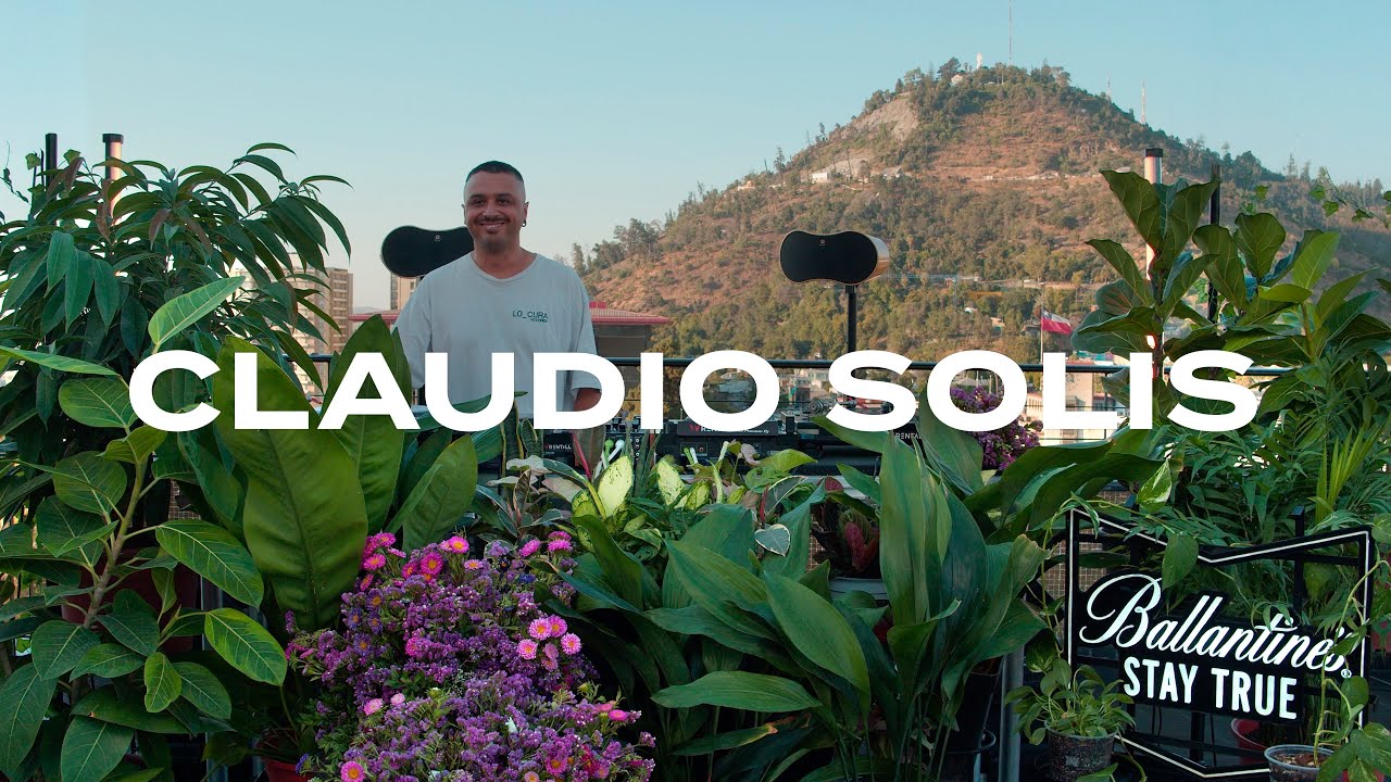 Acid Minimal House in the jungle by Claudio Solis Vinyl Set at Galeria Cima - Alocasia TV Santiago