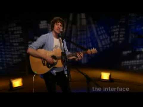 The Kooks - She Moves In Her Own Way (live The Interface, Spinner)