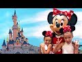 Las ratitas con las princesas y mickey en disneylandparis