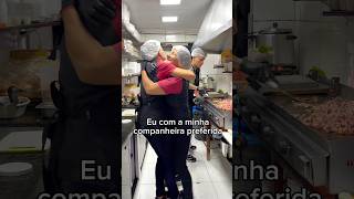 Marque aquela parceira que faz seus dias mais felizes no trabalho 🥹