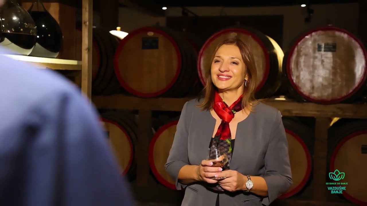 Kako se slavi Božić u ČAČKU /Jelički dukat/Dečiji hor IRMOS/Duhovna i teološka poruka Božića/