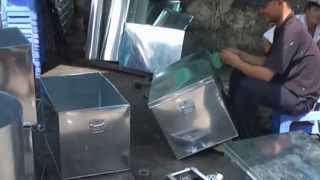 Saigon - Alublechbehälter Herstellung