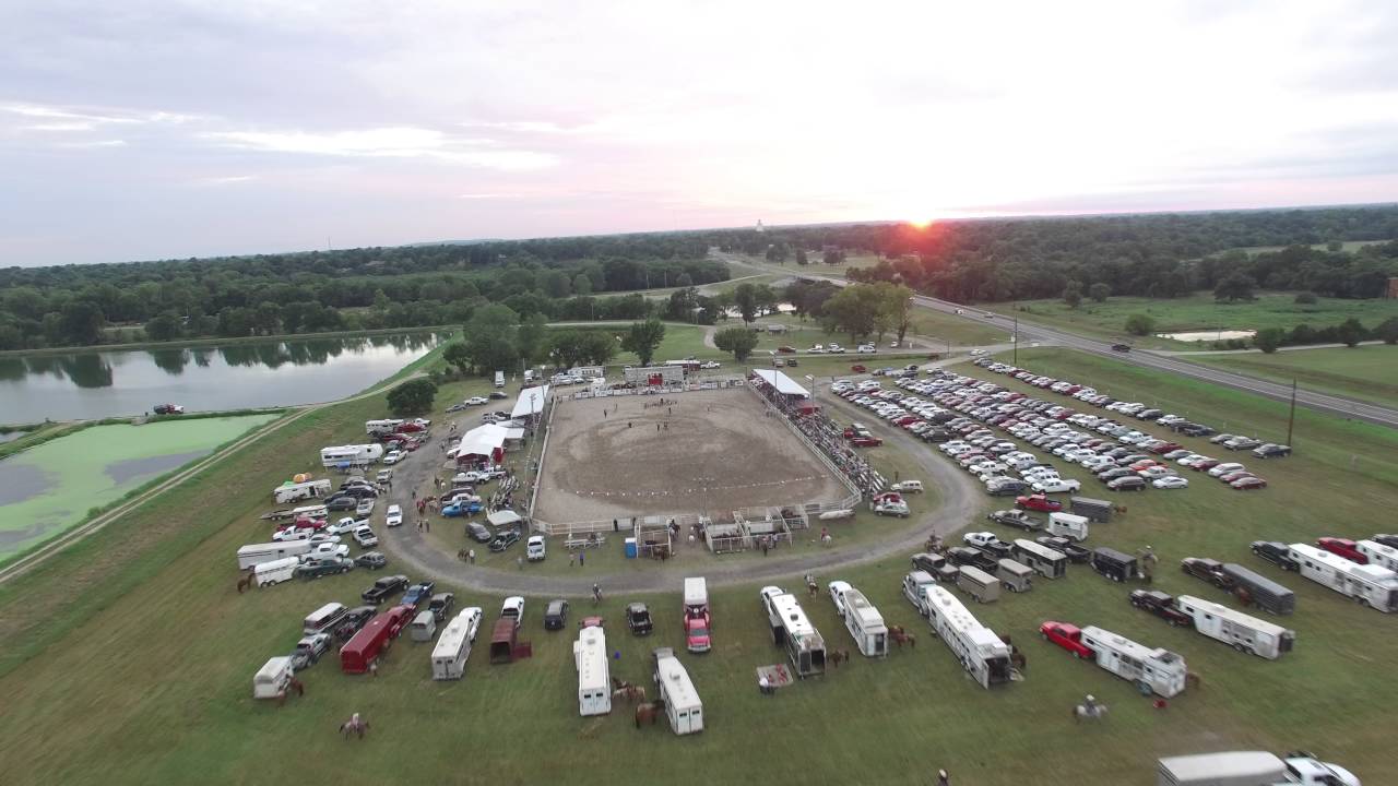 Baxter Springs Ks PFR Rodeo low flyby with DJI Phantom 3 Pro YouTube