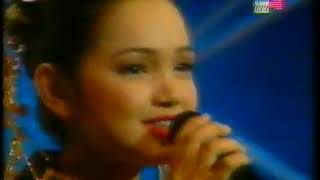 Siti Nurhaliza- Sirih Pinang Anugerah Sri Angkasa 1996