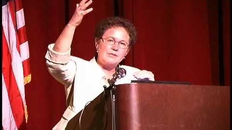 Linda Darling-Hammond on Value Added Measures VAM and teachers evaluations which make sense.