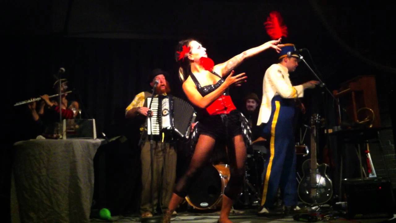 999 Eyes - Human Pincushion