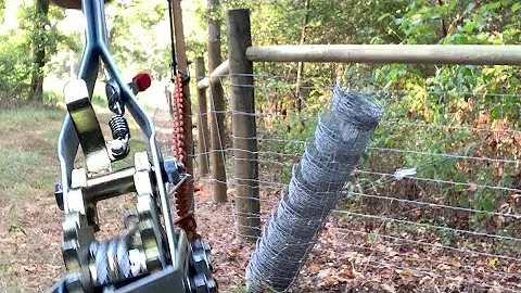 Stretching Field Fence