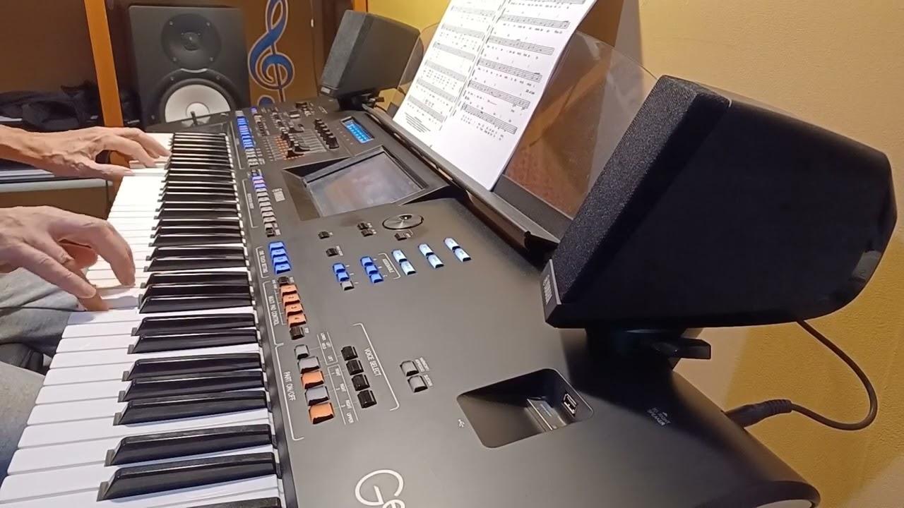 La Isla Bonita Madonna cover Yamaha Genos 2