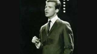 Bobby Vee - Tower of Strength / The Man Who Shot Liberty Valence (1966) chords