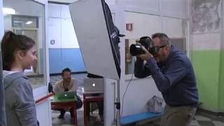 Settimio Benedusi Scatta Nei Mercati Per Cogliere La Spontaneita