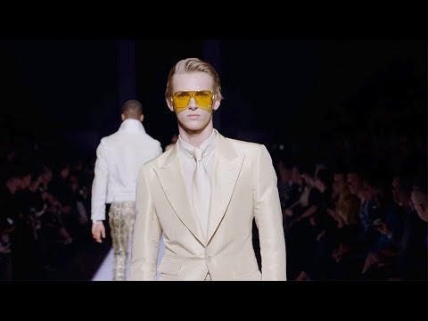 Video: Tom Fords Liner Bei Der London Fashion Week