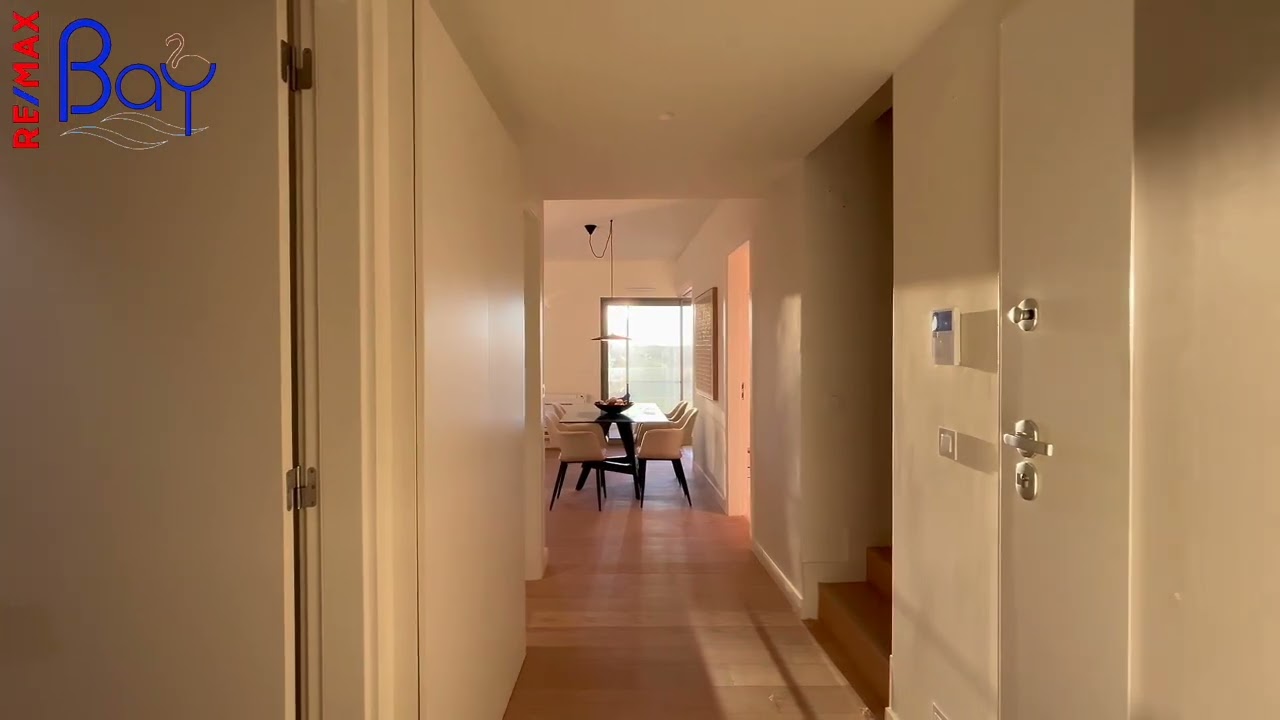 Remax Bay Seixal  Baia