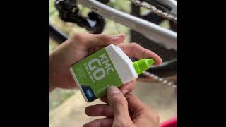KMC Go wax : the smoothest bike chain