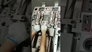 Rotating mold slide #injectionmold #injectionmolding#plasticmold
