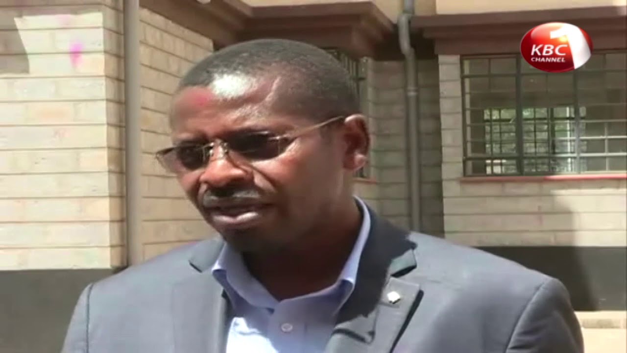 Gov't warns ministry of housing members over illegal allotment