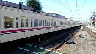 【超貴重!】京王6000系(6717F+6412F) 各駅停車発車 つつじヶ丘にて