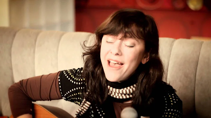 Karyn Ellis - "Little grey sparrow" - InDeKringloo...