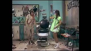 La Chilindrina Juega A La Peluqueria