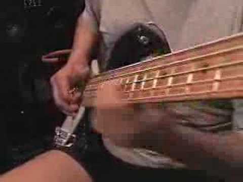 LEARN VICTOR WOOTEN'S BASS TECHNIQUE!