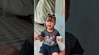 Kaka lempar telur mainan #lucu #trending #funny