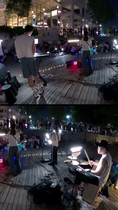 Busking Vibes outside MBS