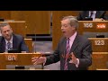 Farage attacca il Belgio: "Non esiste". E Tajani lo bacchetta