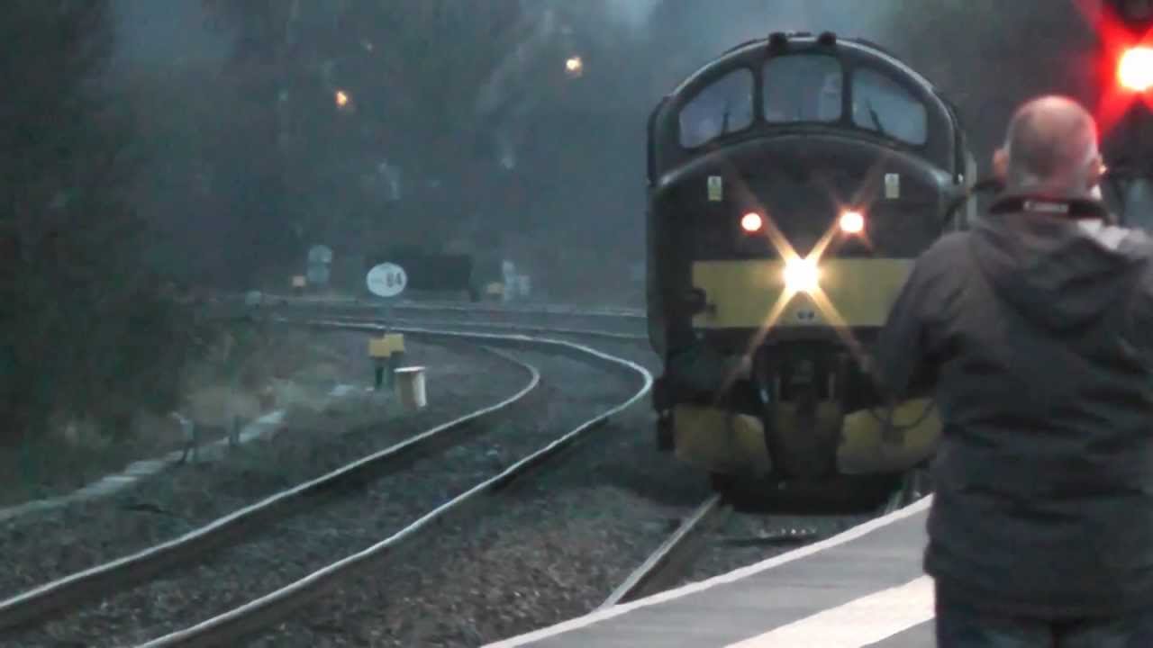 37676 Loch Rannoch Thrash on 6Z47 Hinksey - Doncaster Up Decoy 23/11/2012 classlink