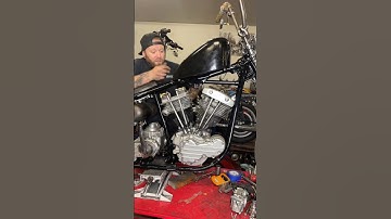 Custom… #custom #motor #motorcycles #motorcyclelife #motorcyclesoftiktok #motorcycletricks #chopper