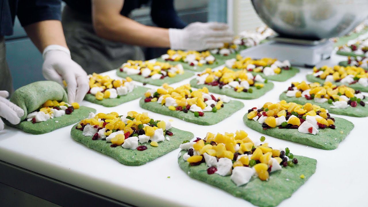 빵과 떡 동시에~ 쑥떡쑥떡 식빵, 3시간 만 영업∥korean street food