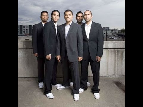 Watch the video for Bueno Es Dios