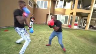 Funny mike and wings fight 😂😂