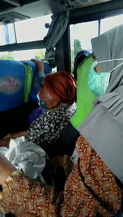 on the bus (di dalam bis) #shorts,#bus,#human
