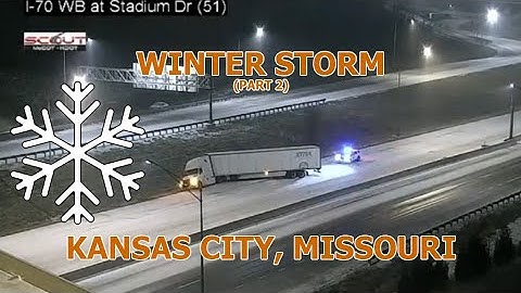 01/04/2025 Accidents and Traffic Conditions during winter storm warning in Kansas City Missouri