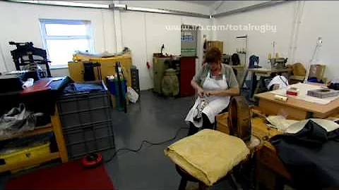 TOTAL RUGBY - GILBERT BALL MAKING