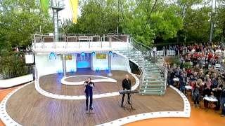 OMD "Sailing on the Seven Seas" im ZDF Fernsehgarten 15.09.2013 chords