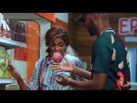 Elenco de Luxo ft. Bass - Pai Do Enzo (Video Oficial)