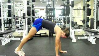 Dynamic Warm Up: Inch Worm