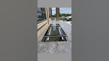 This skylight looks so high-end! #homedecor #decoration #architecture #interiordesign #house #roof