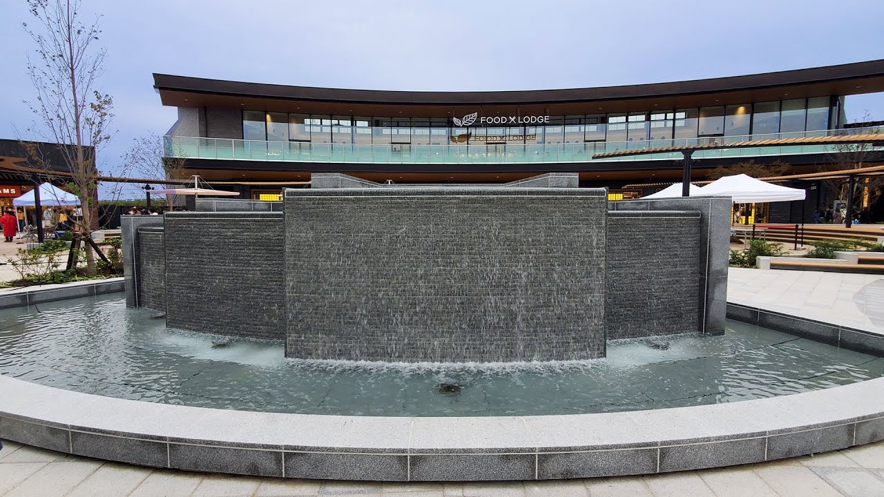 ●5463#0818　オールド深川/フリーカップ(松の木とイカダと船頭)0803 水盤・壁泉】ふかや花園アウトレット 水景設備 設計・施工（埼玉県