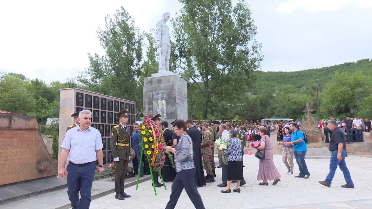 Նոր հուշարձան Վանք գյուղում