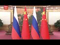 习近平：推动中俄两国互信根基越扎越牢 友谊之路越走越宽