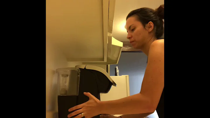 Unpack with me., moving vlog./ Maria Callaghan