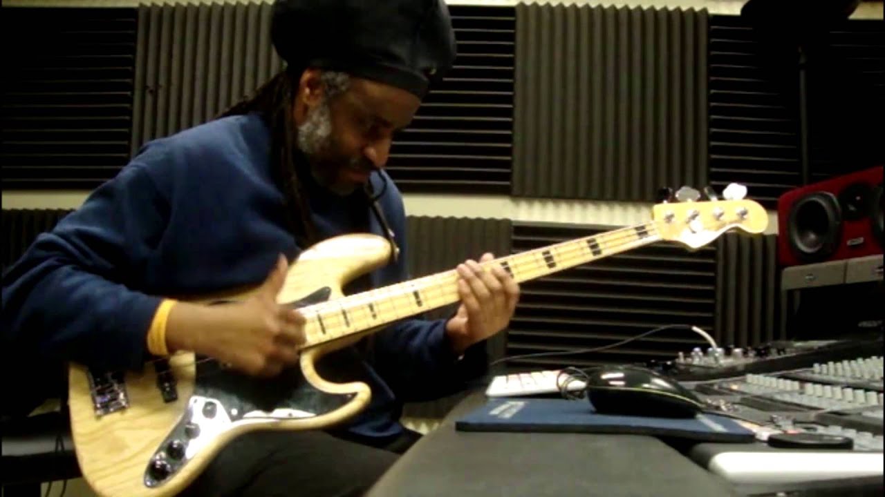 Robert flack's "Feel Like Making Love " NYC bassist Vere Isaac plays " Instrumental