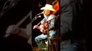 Cody Johnson-Grass Stains- Acoustic Set at Dosey Doe Cafe 7-13-2016