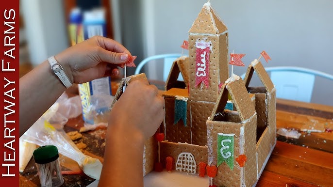 Easy Gingerbread House - Hunger Thirst Play